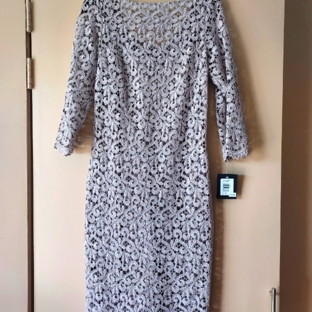 Beautiful elegant dress by MARINA  size 8
